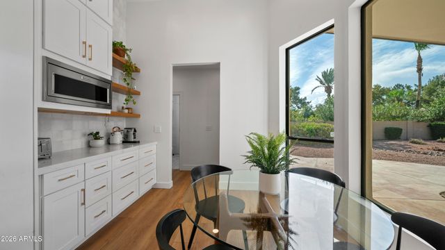 5468 E LUPINE Avenue, Scottsdale, AZ 85254