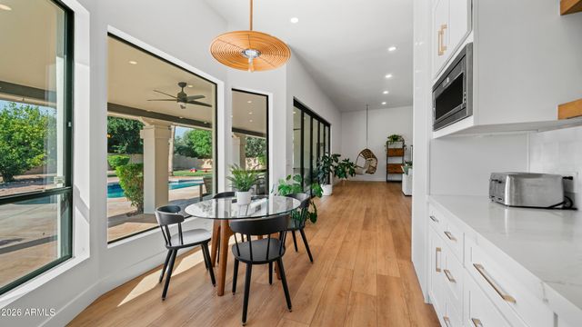 5468 E LUPINE Avenue, Scottsdale, AZ 85254