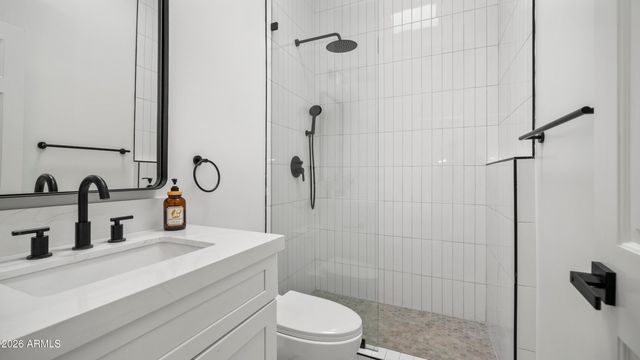 5468 E LUPINE Avenue, Scottsdale, AZ 85254