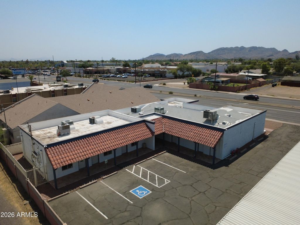3030 E CACTUS Road, Phoenix, AZ 85032 — photo 2