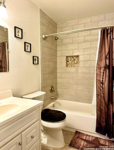 10139 Sundrop Pass, San Antonio, TX 78245