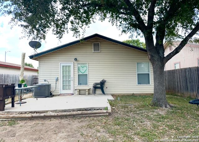 10139 Sundrop Pass, San Antonio, TX 78245