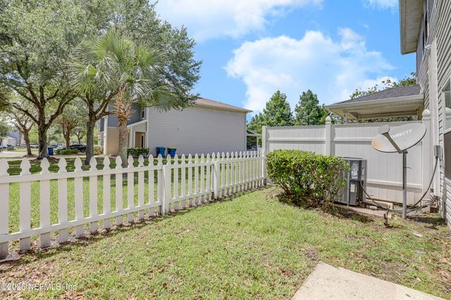 12314 MANGROVE FOREST Court, Jacksonville, FL 32218