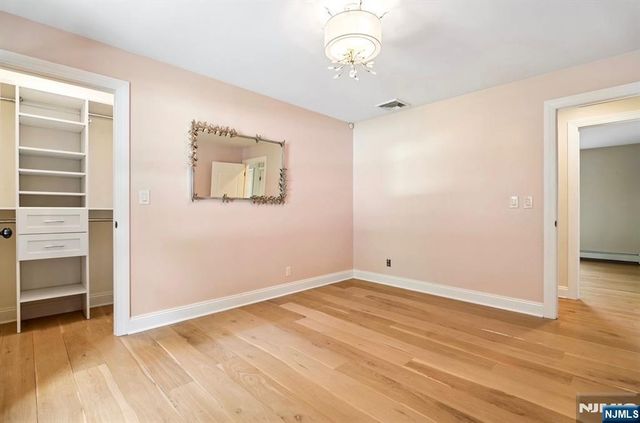 54 Davenport Avenue, Roseland, NJ 07068