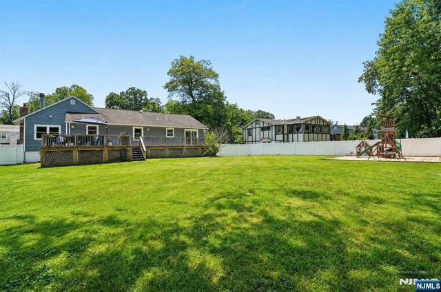 54 Davenport Avenue, Roseland, NJ 07068