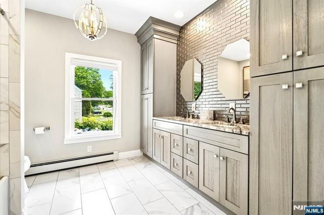 54 Davenport Avenue, Roseland, NJ 07068
