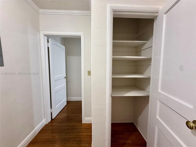 110 Antilla Ave, Coral Gables, FL 33134