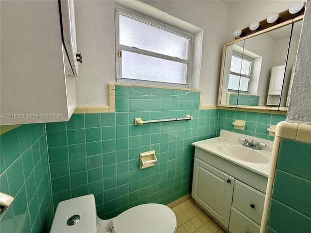 110 Antilla Ave, Coral Gables, FL 33134