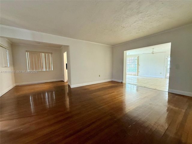 110 Antilla Ave, Coral Gables, FL 33134