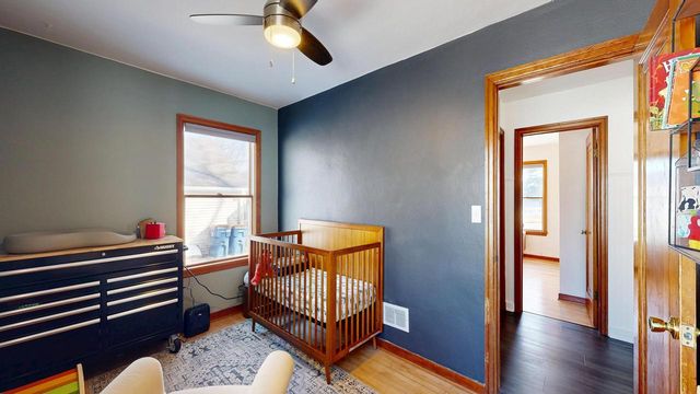 560 Court ROAD, Onalaska, WI 54650