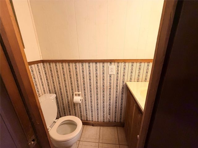 16 Hickory Hollow, Huntsville, TX 77320