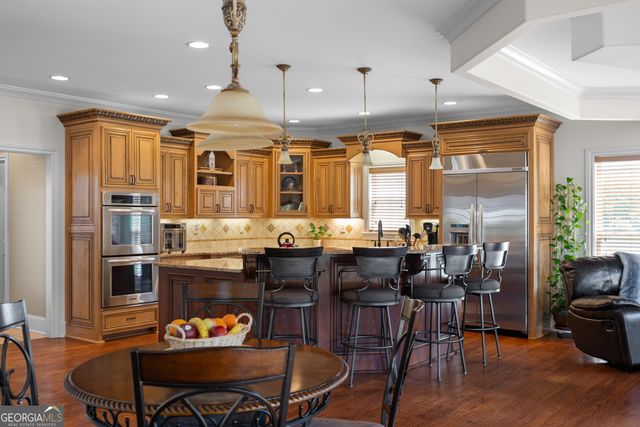 525 Waters Way, Fayetteville, GA 30215