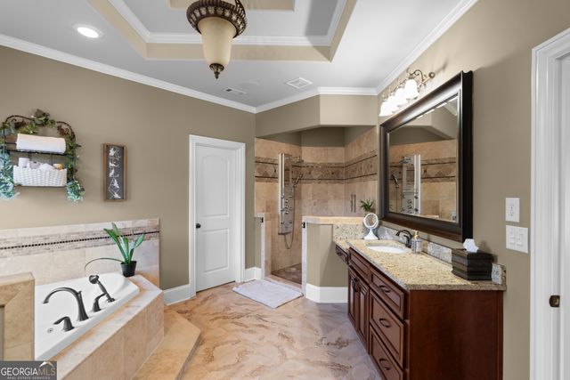525 Waters Way, Fayetteville, GA 30215