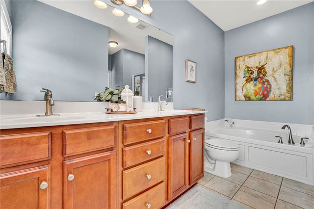 29 Hidden Springs Lane, Taylors, SC 29687