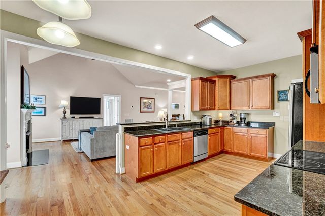 29 Hidden Springs Lane, Taylors, SC 29687