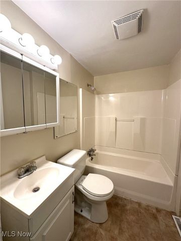 2134 7th Street SW, Akron, OH 44314