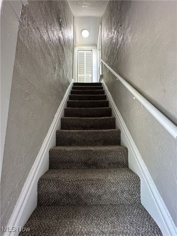 2134 7th Street SW, Akron, OH 44314