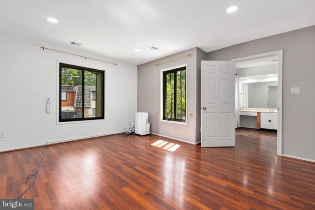 9507 FERN HOLLOW WAY, Montgomery Village, MD 20886
