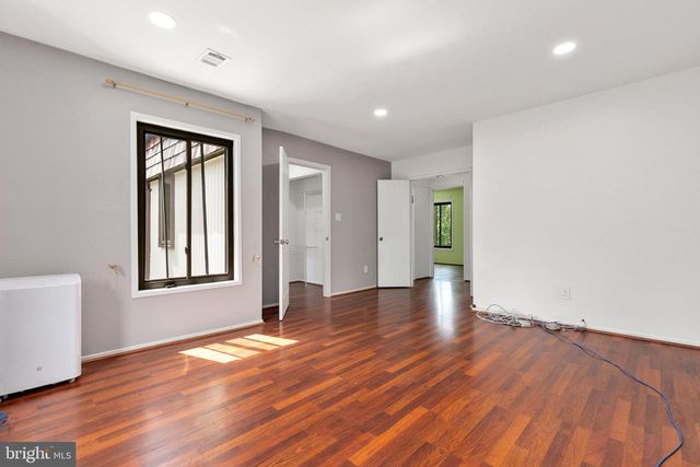 9507 FERN HOLLOW WAY, Montgomery Village, MD 20886