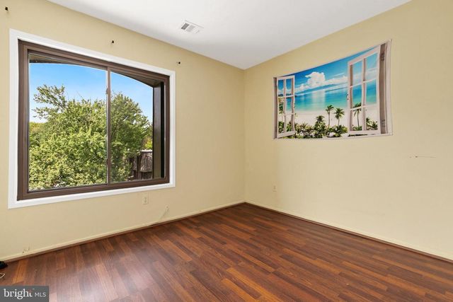 9507 FERN HOLLOW WAY, Montgomery Village, MD 20886