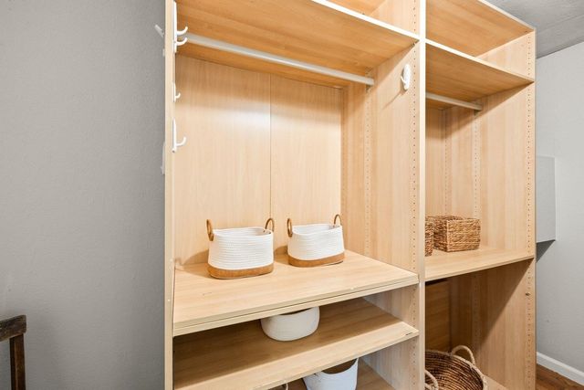 4800 Hilltop Dr, El Sobrante, CA 94803