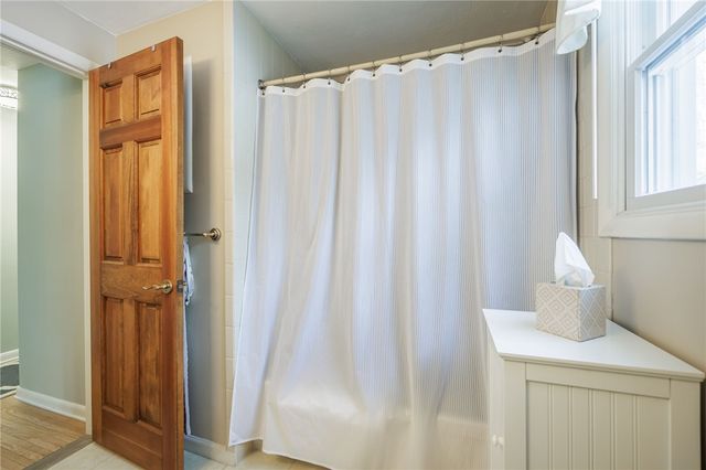 212 Creekwood Drive, Greece, NY 14626