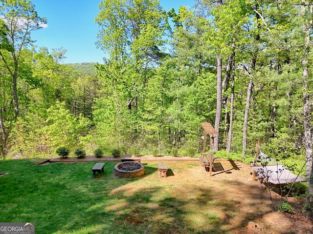 421 Hickory Nut Mtn, Tallulah Falls, GA 30573