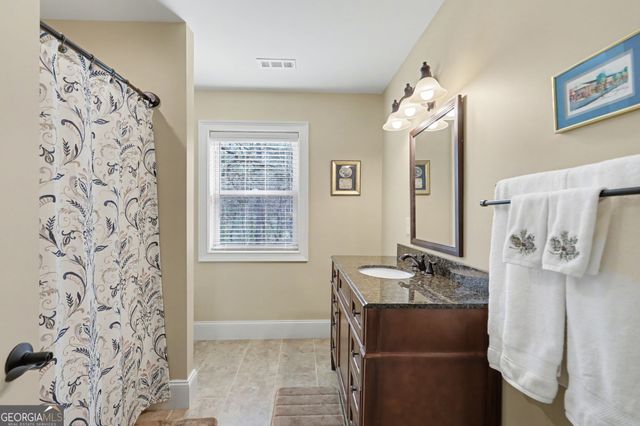 421 Hickory Nut Mtn, Tallulah Falls, GA 30573