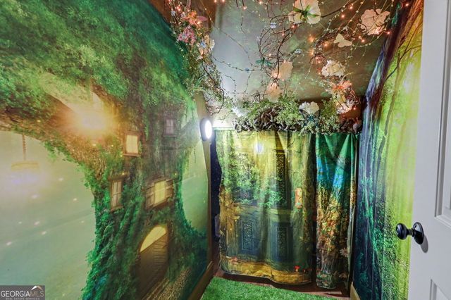 421 Hickory Nut Mtn, Tallulah Falls, GA 30573