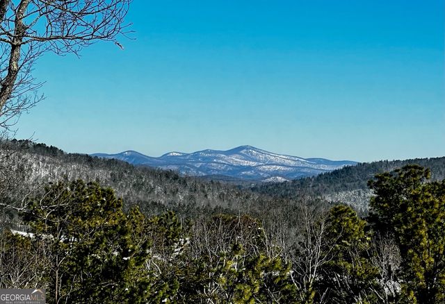 421 Hickory Nut Mtn, Tallulah Falls, GA 30573