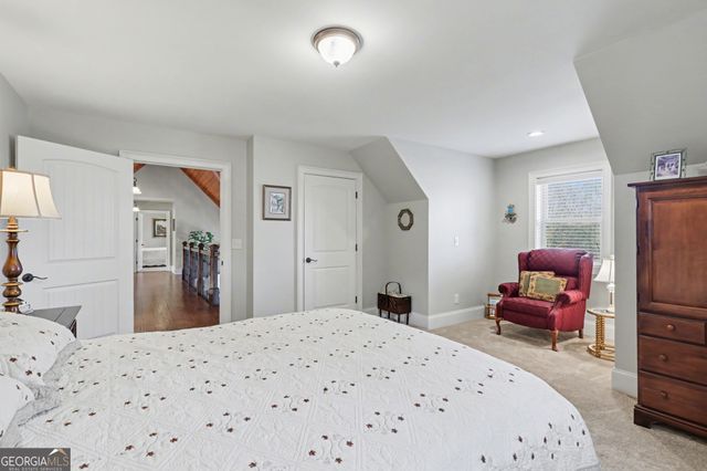 421 Hickory Nut Mtn, Tallulah Falls, GA 30573