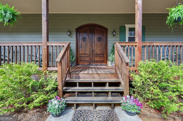 421 Hickory Nut Mtn, Tallulah Falls, GA 30573