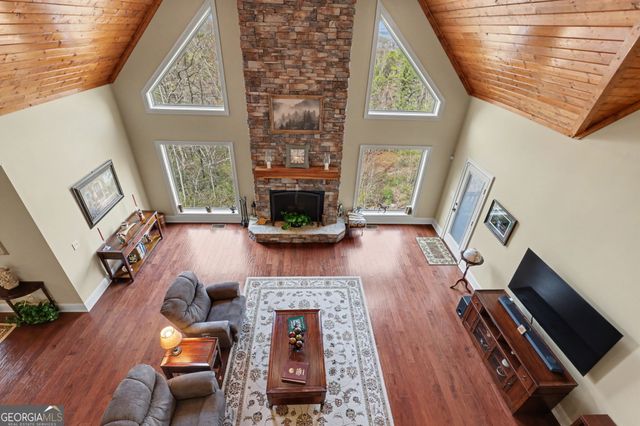 421 Hickory Nut Mtn, Tallulah Falls, GA 30573