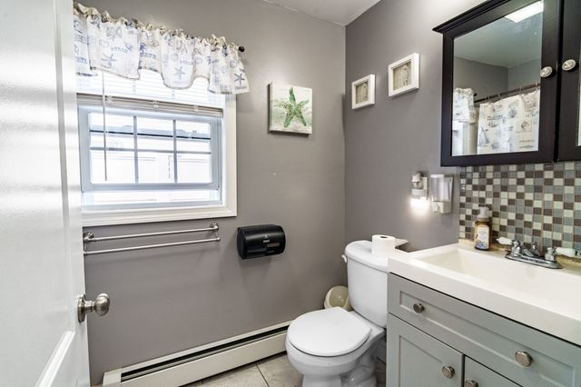 26 Benefit St, Southbridge, MA 01550