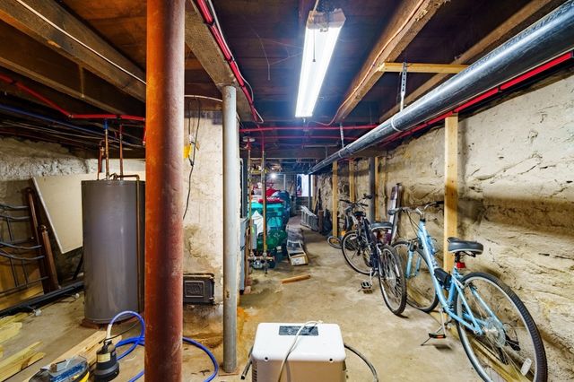 26 Benefit St, Southbridge, MA 01550