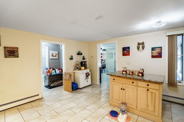 26 Benefit St, Southbridge, MA 01550