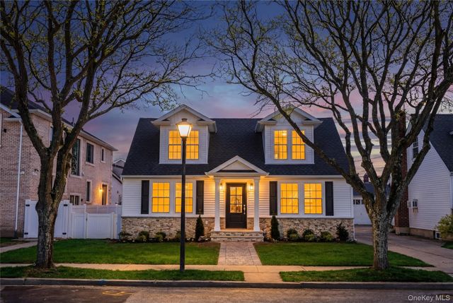 206 Devonshire Drive, New Hyde Park, NY 11040