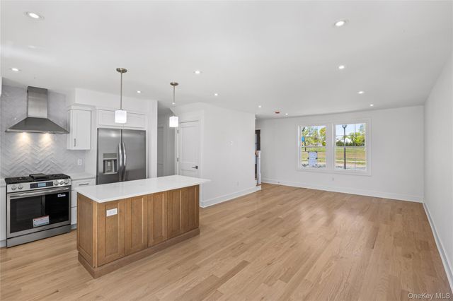 206 Devonshire Drive, New Hyde Park, NY 11040