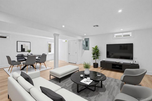 206 Devonshire Drive, New Hyde Park, NY 11040