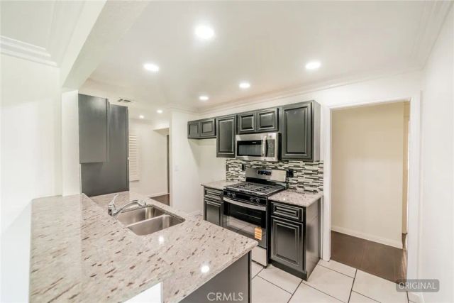 17058 E Edna, Covina, CA 91722
