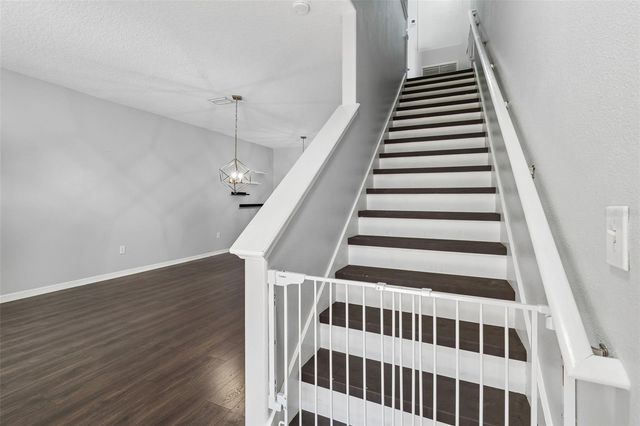 3566 HIGH HAMPTON CIRCLE, Tampa, FL 33610