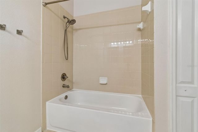 3566 HIGH HAMPTON CIRCLE, Tampa, FL 33610
