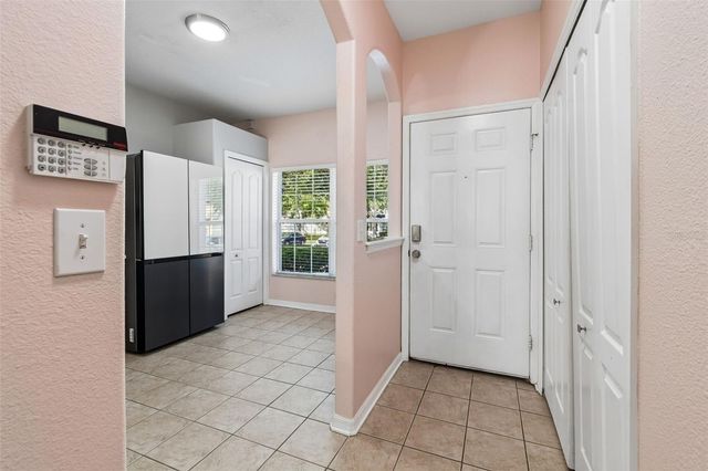 3566 HIGH HAMPTON CIRCLE, Tampa, FL 33610