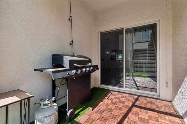 3566 HIGH HAMPTON CIRCLE, Tampa, FL 33610