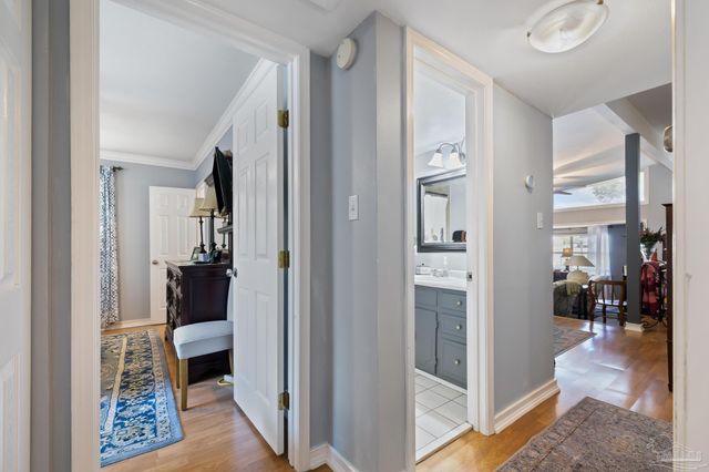 921 Lagoon Dr, Pensacola, FL 32505