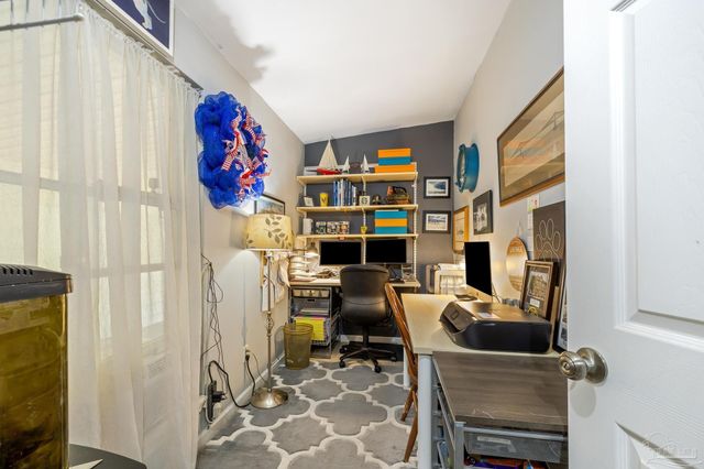 921 Lagoon Dr, Pensacola, FL 32505