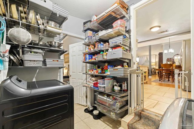 921 Lagoon Dr, Pensacola, FL 32505