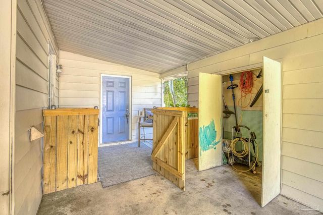 921 Lagoon Dr, Pensacola, FL 32505