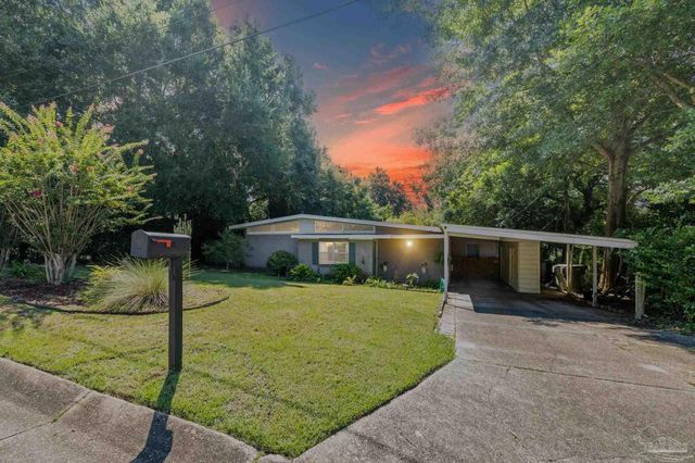 921 Lagoon Dr, Pensacola, FL 32505