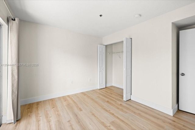 437 SW 7th Street 201, Miami, FL 33130